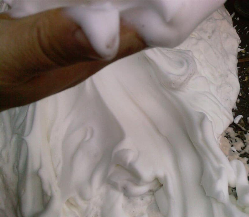 Foam concrete also called Cellular Lightweight Concrete is widely used in building industries in many countries, Such as, Philippines, India, The United States, Germany, etc. Of course, foam concrete in Malaysia is more and more popular. How to make foam concrete? We need to solve this big problem. Choosing a good aircrete foaming agent can effectively improve the strength of cast-in-place foam concrete. A good aircrete foaming agent can form a bright closed hole in the foam concrete, which greatly improves the density of the bubble wall and improves the strength. A good aircrete foaming agent can be used at a low water-to-cement ratio, and the lower the water-to-cement ratio, the higher the strength. At present, many aircrete foaming agents in the market can only be used under high water-cement ratio. This is the reason why many construction teams are constructed with high water-cement ratio. It seems to be like porridge. It is also said to be self-leveling. "At the expense of the strength of the foam concrete, it has become a "tofu slag project". Nowadays, many water-injected foam concrete products on the market have a very high water absorption rate, and some of them are as high as 50%. The reason is that the closed porosity of foam concrete is low, and the through-holes are formed due to the poor foam stability of the foam and aircrete foaming agent. This is because the aircrete foaming agent has a low closed cell ratio, so a good aircrete foaming agent is a foaming agent that can make the foam concrete product have a low water absorption rate. As to our aircrete foaming agent, it's main contain is plant protein, which is a transparent liquid. It's non-toxic, has no sediment, is non-corrosive to cement and metal, environmentally friendly and easy to store, warranty is 3 years, and has excellent foaming characteristics and foam stability. If you are interested in our foam agent, you can contact us freely.