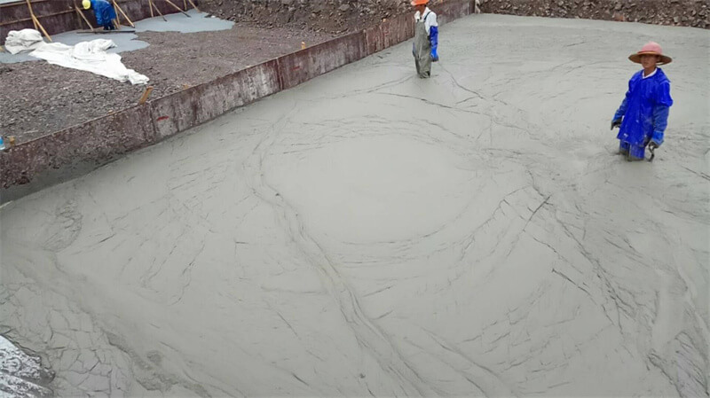 Foam concrete machine for casting wall
